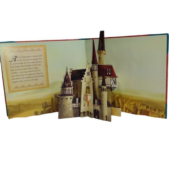 The Tale of Despereaux The Deluxe Movie Storybook - Picture 3 of 5